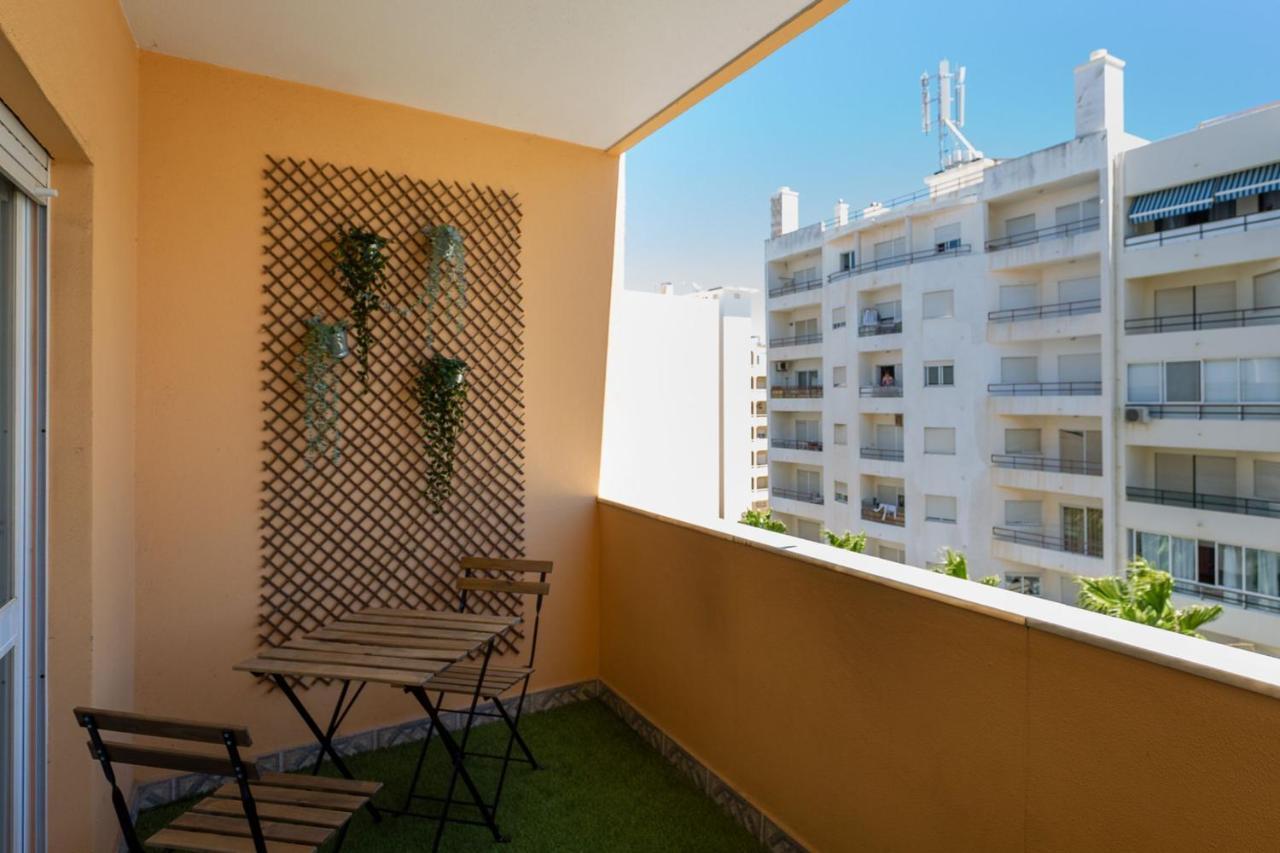 1Br Infante Flat In Quarteira By Lovelystay Esterno foto
