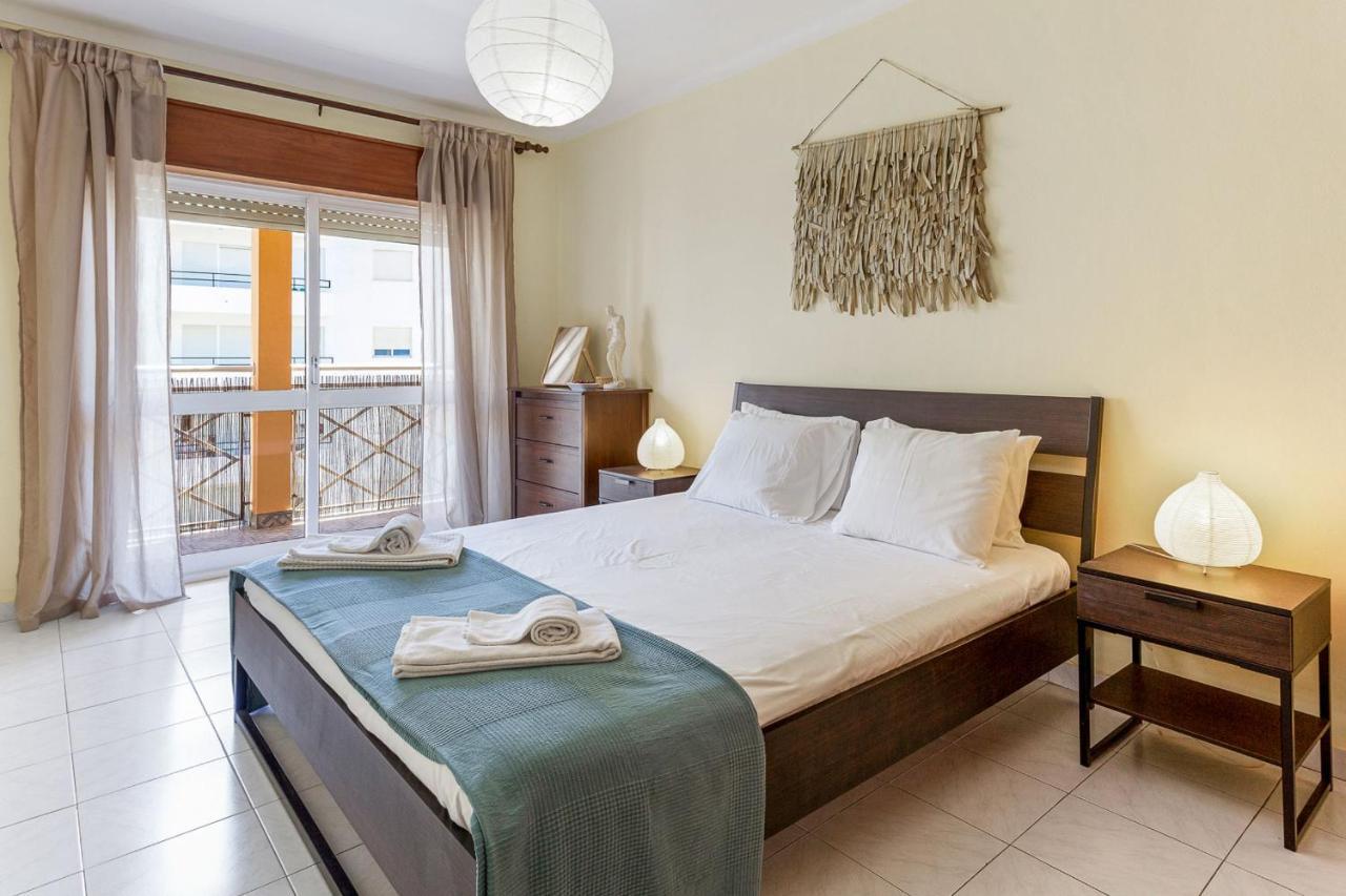1Br Infante Flat In Quarteira By Lovelystay Esterno foto
