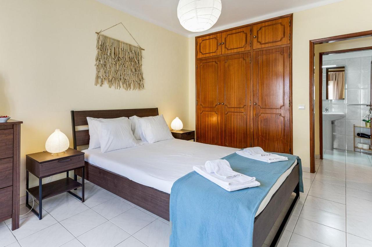 1Br Infante Flat In Quarteira By Lovelystay Esterno foto