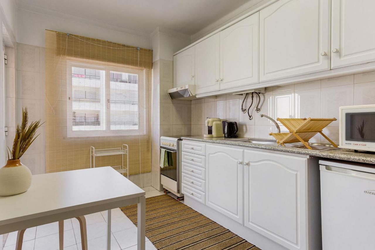 1Br Infante Flat In Quarteira By Lovelystay Esterno foto